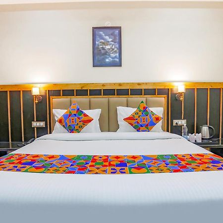 Fabhotel Outhills Маналі Екстер'єр фото